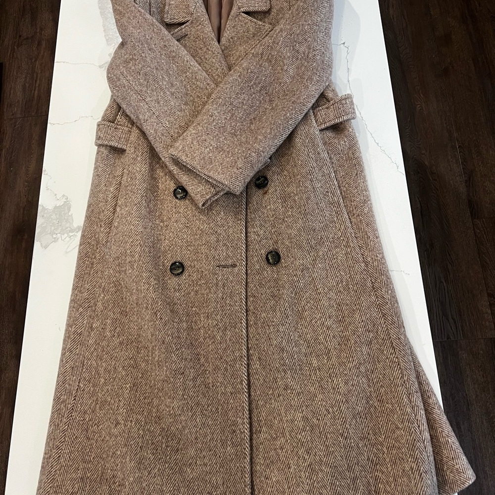 Stylish Tan Double-Breasted Coat